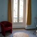 Le Pastoral Хостел Ницца