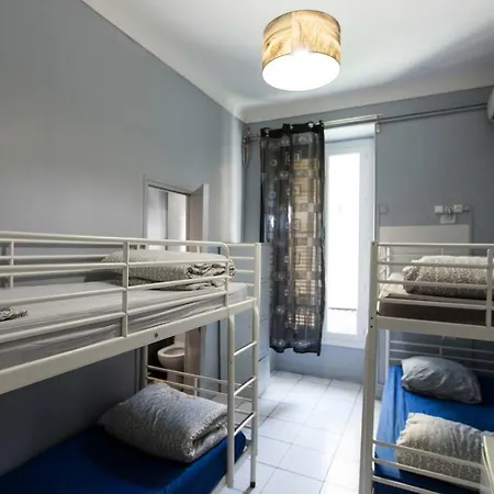 Le Pastoral Hostel *