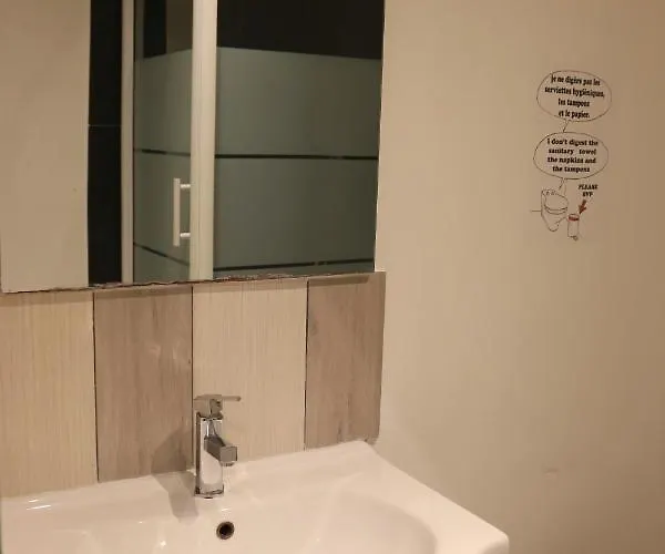 ホステル Le Pastoral ニース