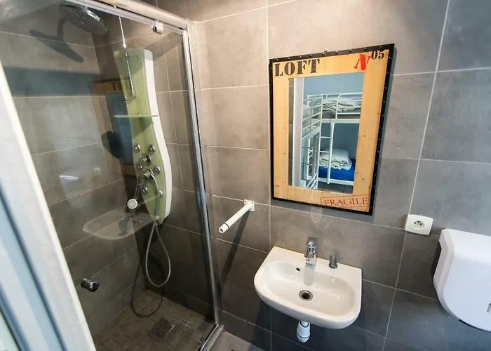 ホステル Le Pastoral ニース