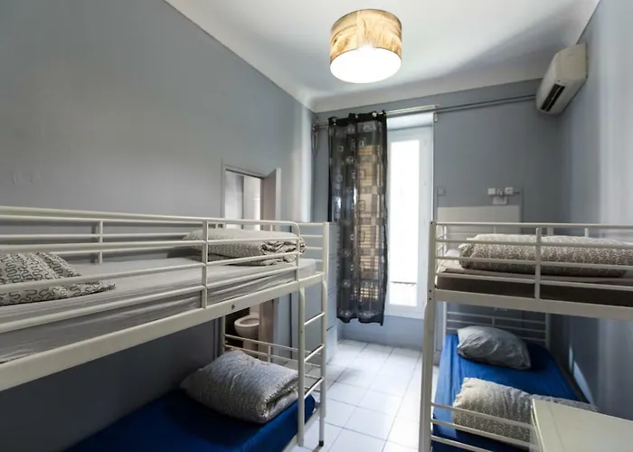 Le Pastoral Hostel *