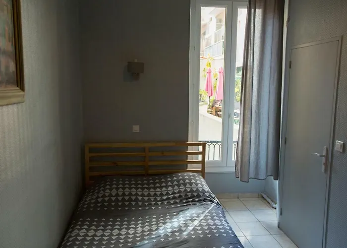 Le Pastoral Hostel *